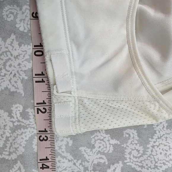 Champion Womens High Impact Bundle Of 3 Sports Bras Size Medium - Picture 9 of 9